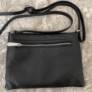 Pelleteria Venezia Black Pebbled Crossbody Bag - Made in Italy